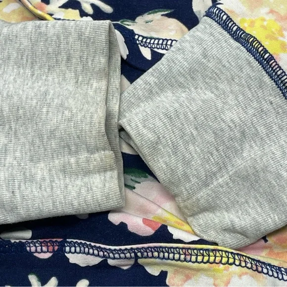 Latched Mama Nursing Hoodie size Large OG Navy Floral Top - Picture 5 of 8